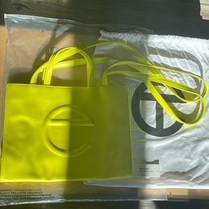 HIGHLIGHTER TELFAR BAG